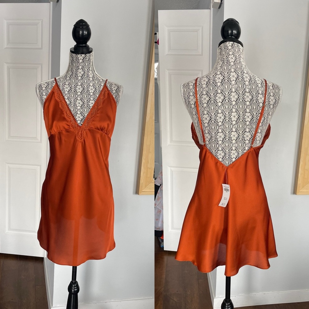 NWT L Abercrombie & Fitch Satin Lace Trim Slip Lingerie Night Gown Sleep Dress.